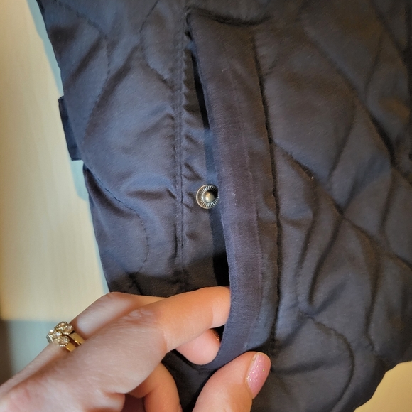 LOGG - Picture 5 of 8